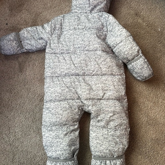 Baby GAP Gray Snowsuit - Picture 6 of 6